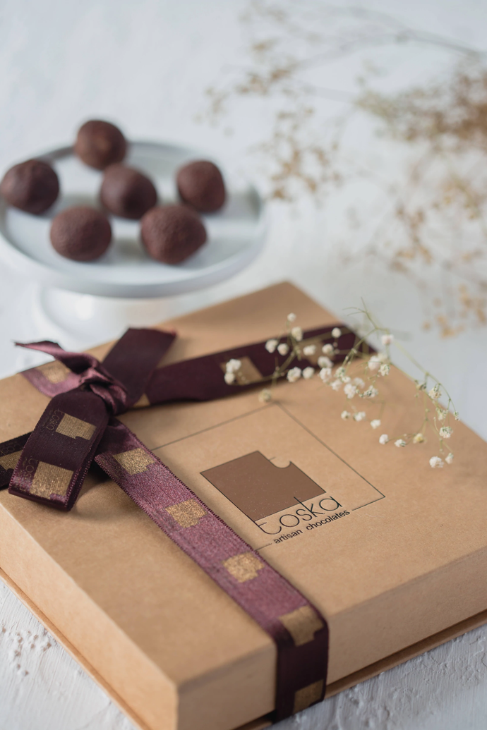 Toska Dark Chocolate Truffle Box: A Luxury Indulgence
